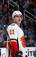 Mikael Backlund Longsleeve T-shirt #3579100