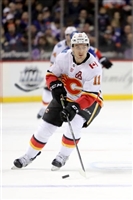 Mikael Backlund Longsleeve T-shirt #3579103