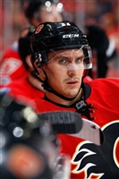 Mikael Backlund Longsleeve T-shirt #3579124