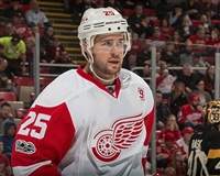 Mike Green Longsleeve T-shirt #3570693