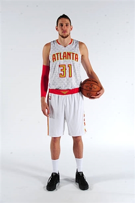 Mike Muscala Poster 3429388