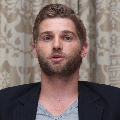 Mike Vogel stickers 2351756