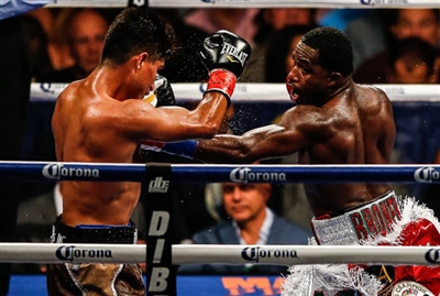 Mikey Garcia Poster 3588371