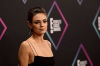 Mila Kunis Longsleeve T-shirt #3792060