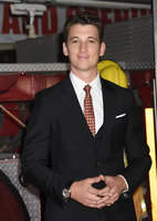 Miles Teller Longsleeve T-shirt #2782899