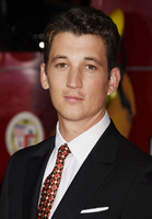 Miles Teller Longsleeve T-shirt #2782911