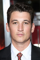 Miles Teller Longsleeve T-shirt #2782936