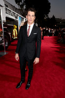 Miles Teller Longsleeve T-shirt #2783154