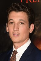 Miles Teller Sweatshirt #2838589