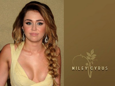 Miley Cyrus Poster 1963747