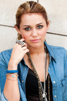 Miley Cyrus tote bag #G684090