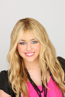 Miley Cyrus Longsleeve T-shirt #2481101