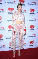 Miley Cyrus Longsleeve T-shirt #2800108