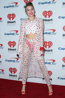 Miley Cyrus Sweatshirt #2800125
