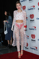 Miley Cyrus Sweatshirt #2800178