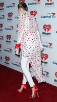 Miley Cyrus Sweatshirt #2800187
