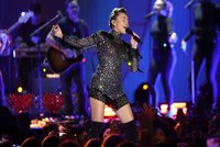Miley Cyrus tote bag #G1042332