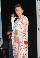 Miley Cyrus Sweatshirt #2800243