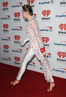 Miley Cyrus Sweatshirt #2800342