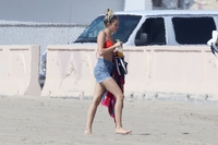 Miley Cyrus Sweatshirt #2800376