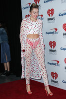 Miley Cyrus t-shirt #2800488