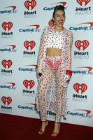 Miley Cyrus t-shirt #2800511