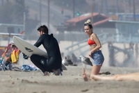 Miley Cyrus tote bag #G1042611