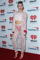 Miley Cyrus Sweatshirt #2800565