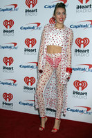 Miley Cyrus Sweatshirt #2800570