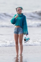 Miley Cyrus Longsleeve T-shirt #2864692