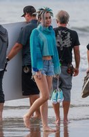 Miley Cyrus Longsleeve T-shirt #2864701