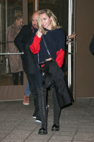 Miley Cyrus Sweatshirt #3014137