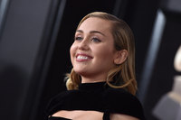 Miley Cyrus Sweatshirt #3238678