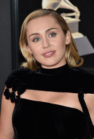 Miley Cyrus t-shirt #3238703