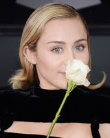 Miley Cyrus Longsleeve T-shirt #3238861