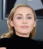 Miley Cyrus mug #G1480980