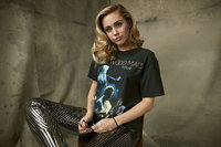 Miley Cyrus Longsleeve T-shirt #3274699