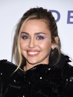 Miley Cyrus Sweatshirt #3769889