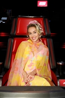 Miley Cyrus Longsleeve T-shirt #3823722