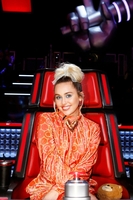 Miley Cyrus tote bag #G2440981