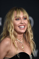 Miley Cyrus Sweatshirt #3836802