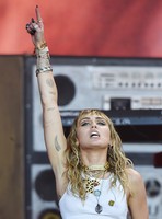 Miley Cyrus mug #G2513390