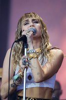 Miley Cyrus mug #G2513405