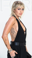 Miley Cyrus mug #G2559445