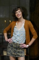 Milla Jovovich Longsleeve T-shirt #1327640