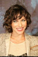 Milla Jovovich Longsleeve T-shirt #1327696