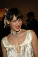 Milla Jovovich t-shirt #1372060