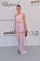 Milla Jovovich mug #G1535939