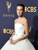 Millie Bobby Brown Longsleeve T-shirt #2792971