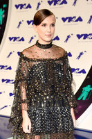 Millie Bobby Brown Longsleeve T-shirt #2792994
